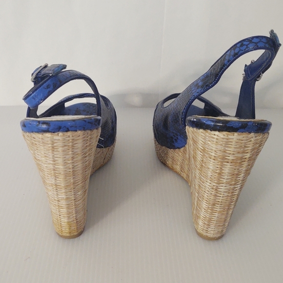 White House Black Market Blue Wedge Sandals size 8 - Picture 6 of 9